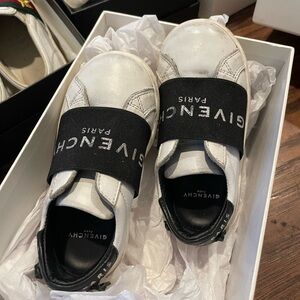Givenchy kids sneaker